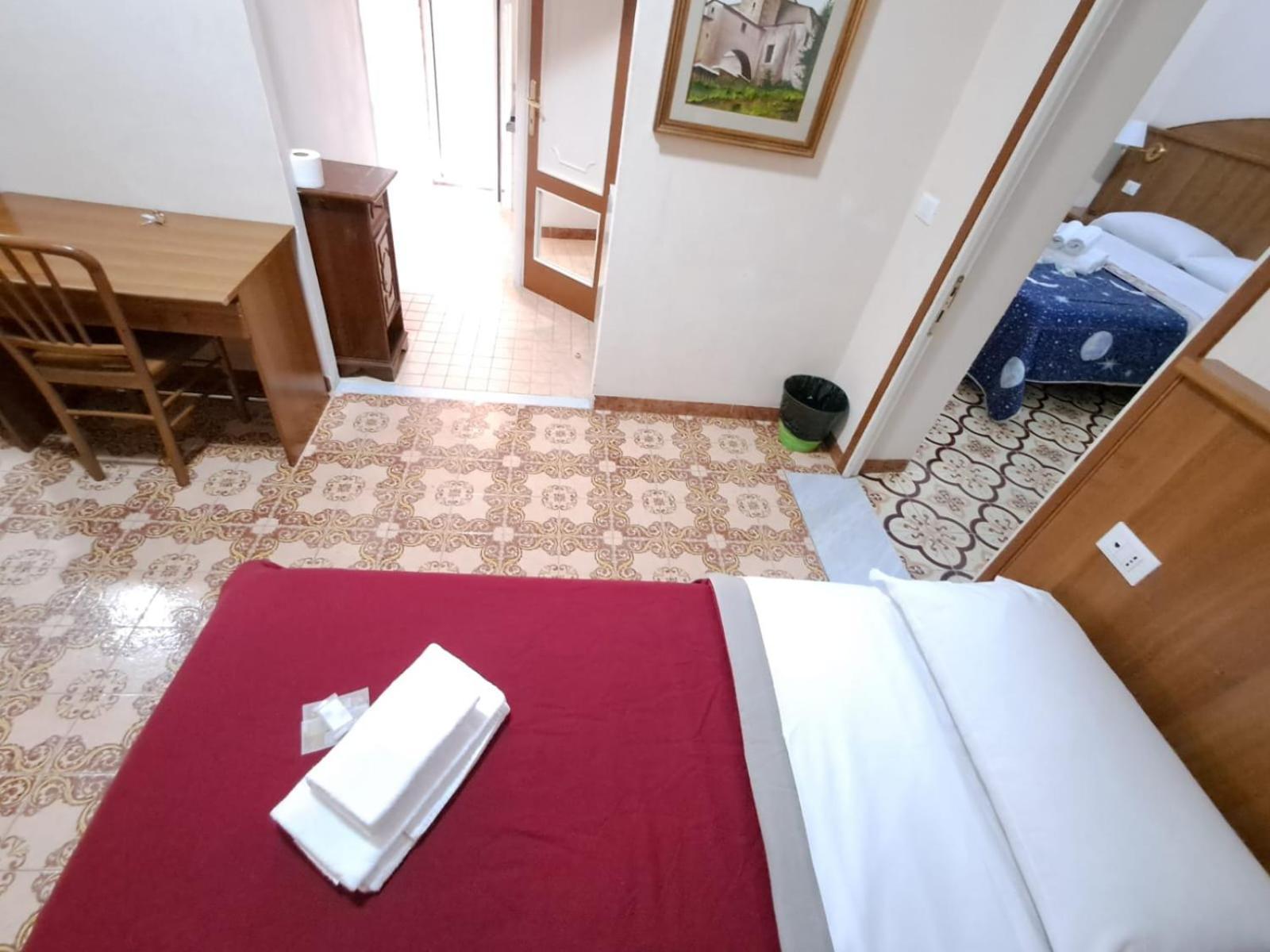 Nahid Accommodation Rome Exterior photo
